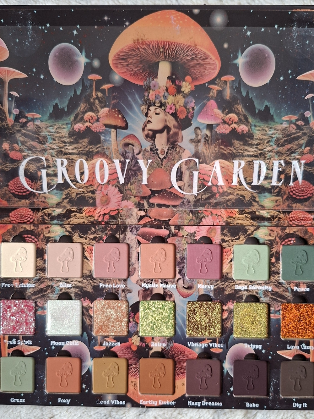 Ensley Reign Cosmetics Groovy Garden Palette